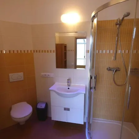 Hébergement de vacances Wellness Mit Innenpool- Sauna- By Interhome